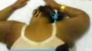 Um cavalheiro vídeo pornô com coroas gostosas fez uma bucetinha loira comer e levou no cu