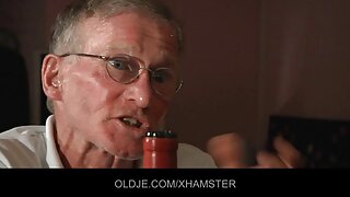 Mulher peituda com vibrador videos pornos coroas se masturbando bem